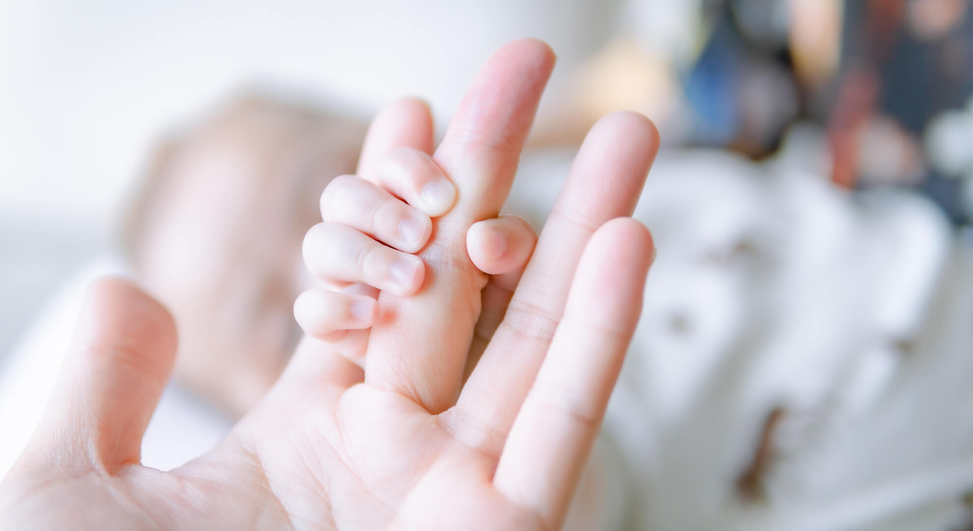 Miért fontos az újszülött és totyogós korú bőrápolás? 