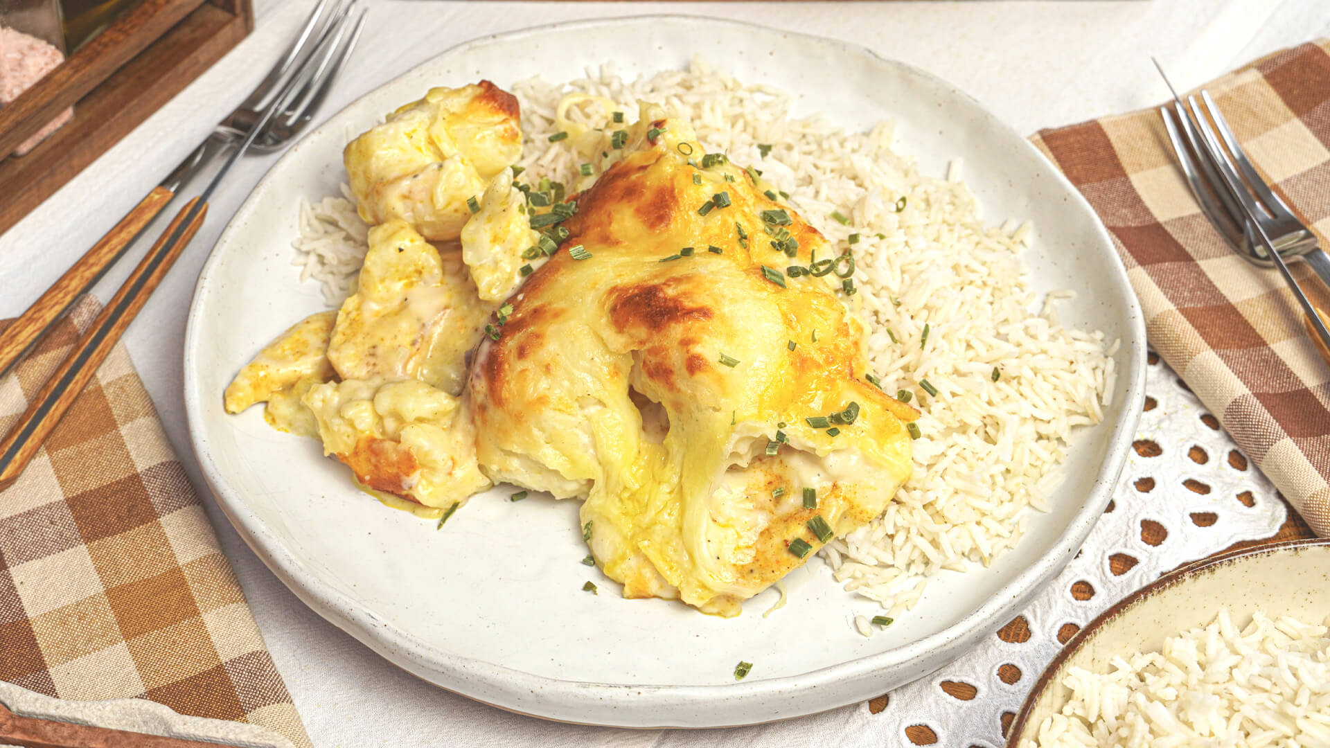 Csőben sült karfiol csirkemellel