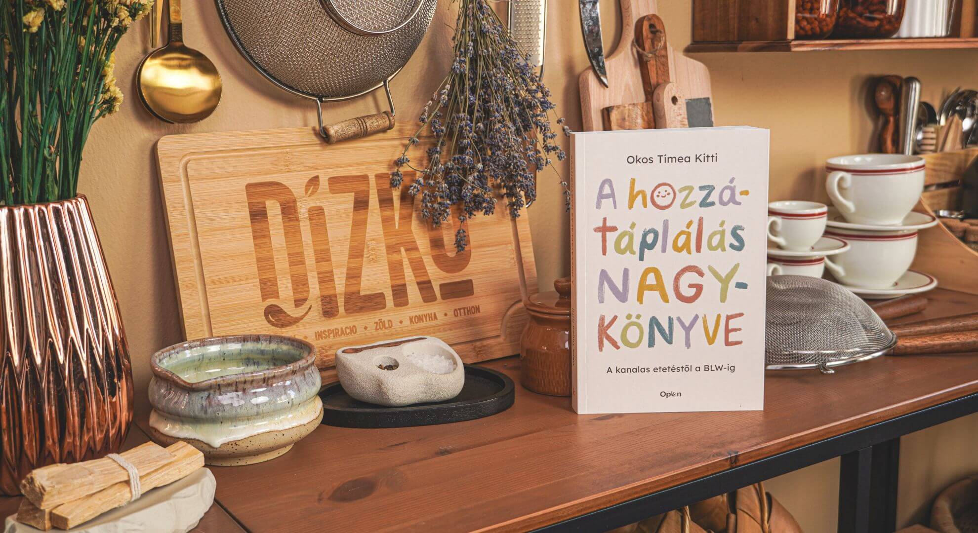 Okos Tímea Kitti
A hozzátáplálás nagykönyve
A kanalas etetéstől a BLW-ig