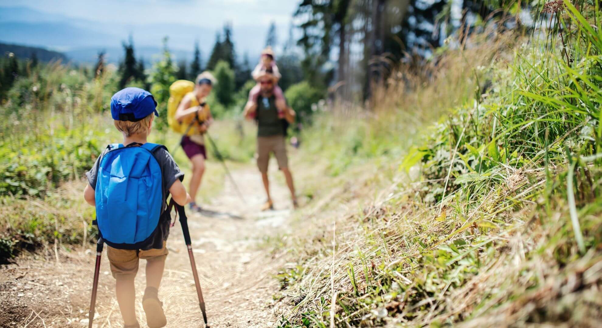 Túrázás gyerekekkel: 5 tipp a közös kalandhoz